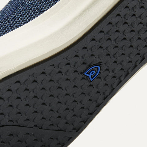 The Women's RS02 Sneaker - Navy