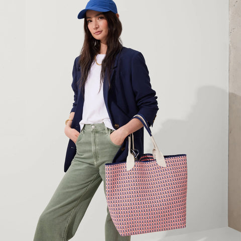 The Lightweight Tote - Navy and Pink Checkers
